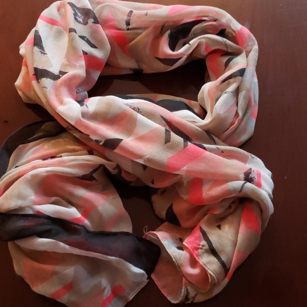 Pimkle scarf